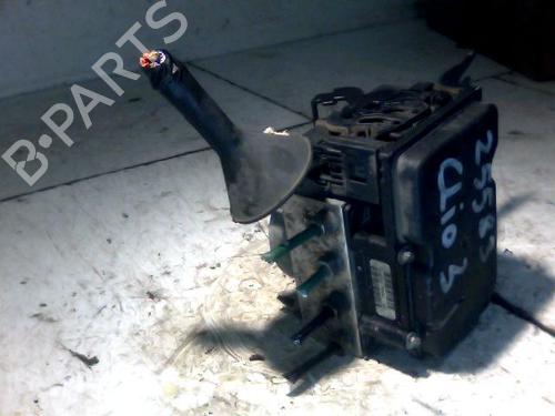 Used ABS pump RENAULT CLIO III (BR0/1, CR0/1) 1.5 dCi (BR0H, CR0H, CR1S, BR1S) (106 hp) 26098044
