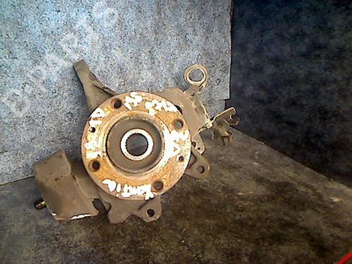 Used Right front steering knuckle CITROËN XANTIA (X1_, X2_) 1.9 SD (75 hp) 28323054