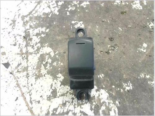 Used Right rear window switch Right rear window switch NISSAN CUBE (Z12) 1.5 dCi (110 hp) 33840183 33840183