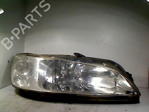 Used Right headlight PEUGEOT 306 Hatchback (7A, 7C, N3, N5) 1.9 D (69 hp) 26090821