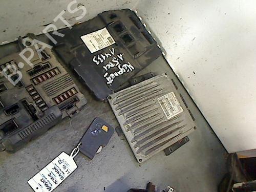 Used Engine control unit (ECU) Engine control unit (ECU) RENAULT CLIO III (BR0/1, CR0/1) 1.5 dCi (C/BR0G, C/BR1G) (68 hp) 33188879 33188879