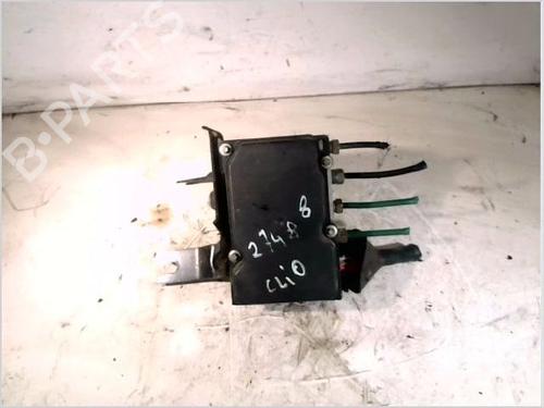 Used ABS pump RENAULT CLIO III (BR0/1, CR0/1) 1.4 16V (98 hp) 26108670