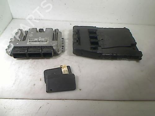 Used Engine control unit (ECU) Engine control unit (ECU) RENAULT GRAND SCÉNIC II (JM0/1_) 1.9 dCi (JM14) (131 hp) 33002842 33002842