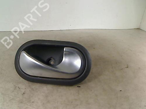 Used Front right interior door handle RENAULT SCÉNIC II (JM0/1_) 1.9 dCi (JM0G, JM12, JM1G, JM2C) (120 hp) 26067513