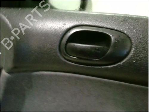 Used Front right interior door handle PEUGEOT 206 SW (2E/K) 1.4 HDi (68 hp) 26103817