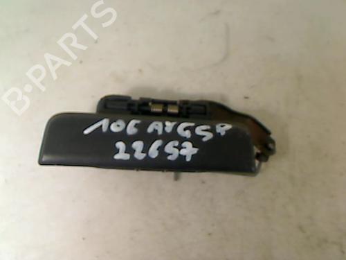 Used Front left exterior door handle PEUGEOT 106 II (1A_, 1C_) 1.1 i (60 hp) 26069418