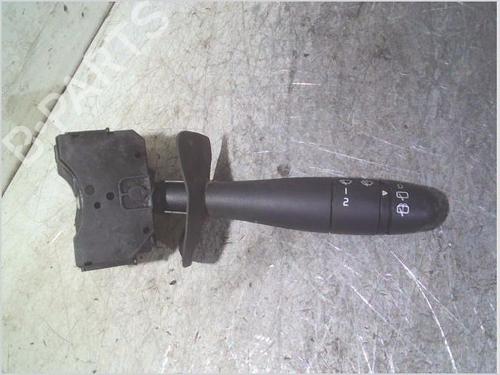 Interruttore RENAULT CLIO II Hatchback Van (SB0/1/2_) 1.5 dCi (SB07) (65 hp) 31953042