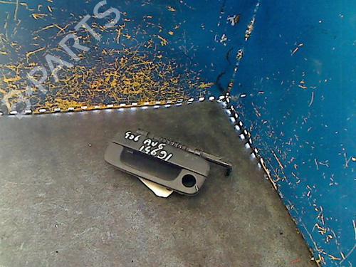 Venstre fortil udvendigt håndtag Venstre fortil udvendigt håndtag PEUGEOT 406 (8B) 1.9 TD (90 hp) 33840196 33840196