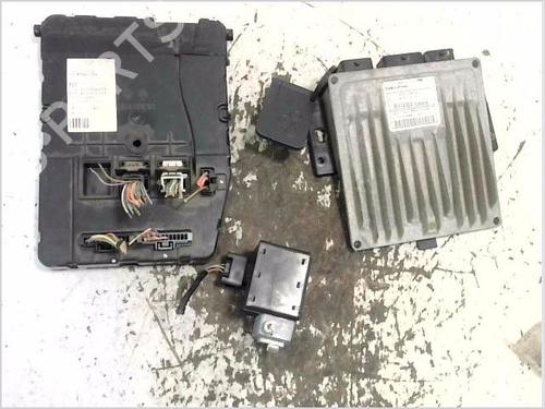 Used Engine control unit (ECU) Engine control unit (ECU) RENAULT MEGANE II (BM0/1_, CM0/1_) 1.5 dCi (BM0F, BM0T, BM2B, CM0F, CM0T) (82 hp) 33002805 33002805
