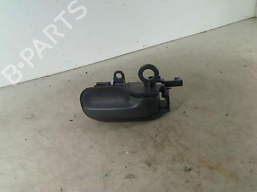 Høyre foran invendig håndtak TOYOTA YARIS (_P1_) 1.0 (SCP10_, SCP10R) (68 hp) 26067258