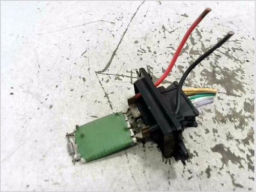 Used Heater resistor RENAULT MODUS / GRAND MODUS (F/JP0_) 1.2 (JP0C, JP0K, FP0C, FP0K, FP0P, JP0P, JP0T) (75 hp) 30323733