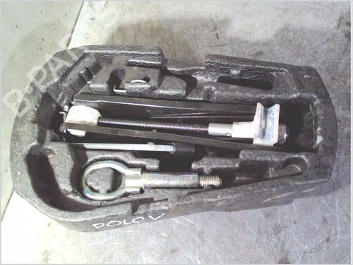 Used Jack Kit Jack Kit VW POLO V (6R1, 6C1) 1.6 TDI (90 hp) 34210686 34210686