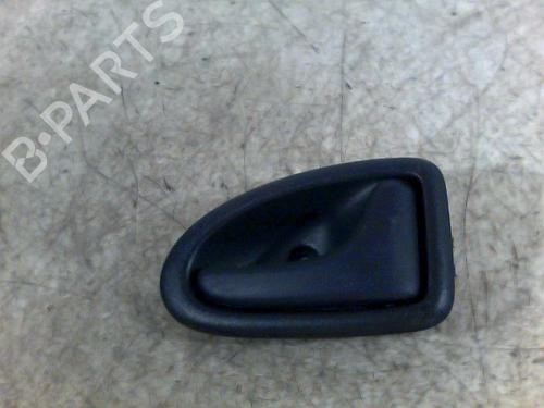 Maniglia interna anteriore destra RENAULT CLIO II (BB_, CB_) 1.5 dCi (B/CB07) (65 hp) 26084829