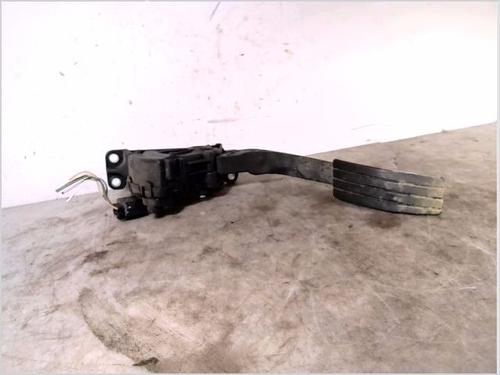 Pedal RENAULT TWINGO II (CN0_) 1.2 16V (CN04, CN0B) (75 hp) 26104639