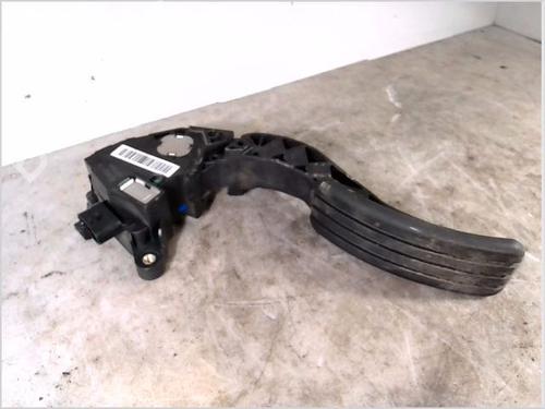 Used Pedal RENAULT MEGANE III Hatchback (BZ0/1_, B3_) 1.5 dCi (106 hp) 26108378