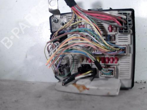 Used Fuse box RENAULT SCÉNIC II (JM0/1_) 1.9 dCi (JM14) (131 hp) 26094560