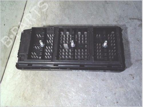 Fuse box CHEVROLET CAPTIVA (C100, C140) 2.0 D 4WD | BP40598901E1 - Image 2