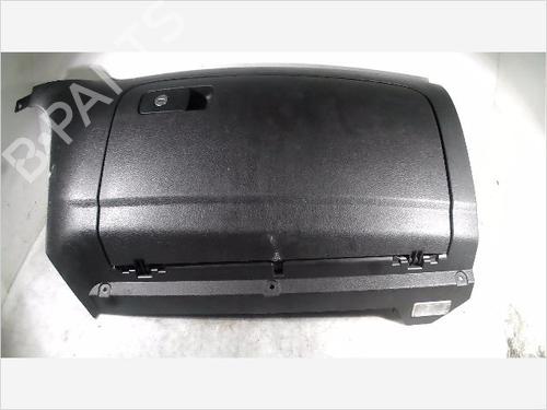 Used Glove box VW GOLF VI (5K1) 1.6 TDI (105 hp) 29472951