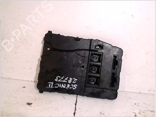 Sikringsdose RENAULT SCÉNIC II (JM0/1_) 1.9 dCi (JM0G, JM12, JM1G, JM2C) (120 hp) 26096386