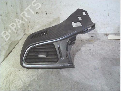 Used Grille Grille RENAULT KADJAR (HA_, HL_) 1.5 dCi 110 (HLA3) (110 hp) 40083326 40083326