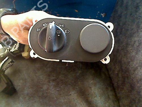 Headlight switch FORD MONDEO I (GBP) 1.8 TD | BP26084781I24