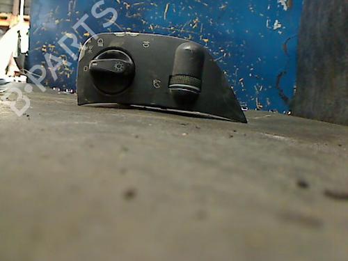 Used Headlight switch VW POLO III (6N1) 60 1.4 (60 hp) 26057046