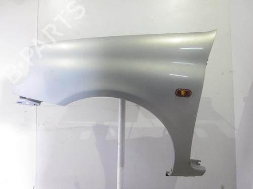 Aile avant gauche RENAULT CLIO II (BB_, CB_) 1.9 D (B/CB0E, BB0J) (64 hp) 26113860