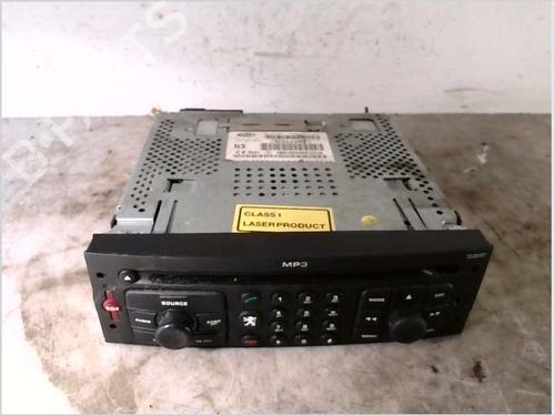 Radio PEUGEOT 807 (EB_) 2.0 HDi (120 hp) 26104753