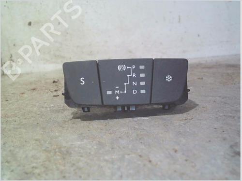Used Shift knob PEUGEOT 308 II (LB_, LP_, LW_, LH_, L3_) 2.0 BlueHDi 150 (150 hp) 28394305