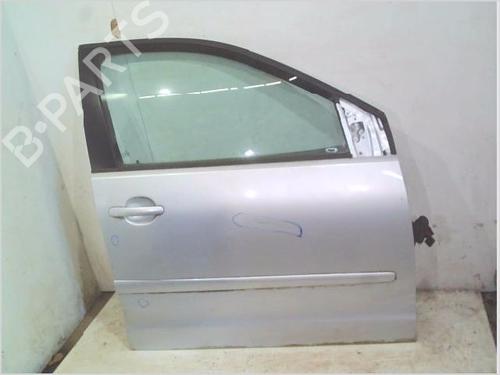 Dør højre fortil Dør højre fortil VW POLO IV (9N_, 9A_) 1.4 TDI (80 hp) 34182938 34182938