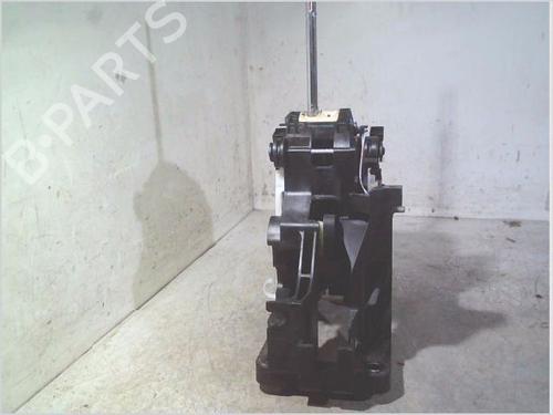 Pommeau de levier de vitesses NISSAN X-TRAIL II (T31) 2.0 dCi 4x4 (150 hp) 32093478