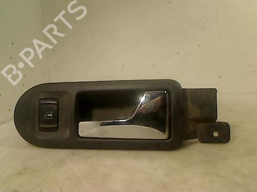 Højre fortil invendig håndtag VW GOLF IV (1J1) 1.6 (100 hp) 28324141
