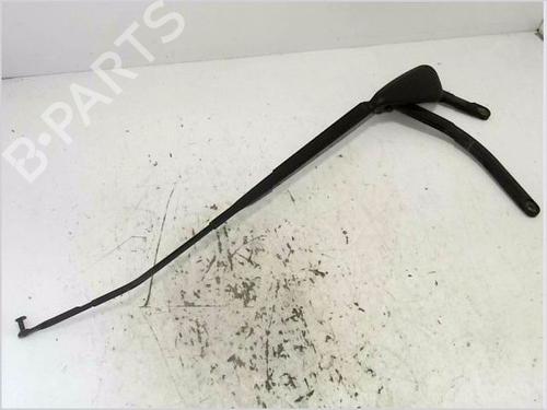 Used Front windshield wiper arm RENAULT SCÉNIC II (JM0/1_) 1.5 dCi (JM02, JM13) (101 hp) 28808099