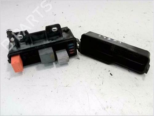 Used Fuse box TOYOTA COROLLA Verso (ZER_, ZZE12_, R1_) 2.2 D-4D (AUR10_, AUR10R) (177 hp) 26589109