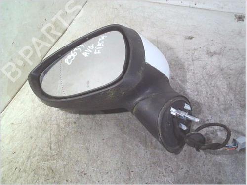 Specchietto retrovisore sinistro FORD FIESTA VI (CB1, CCN) 1.5 TDCi (95 hp) 32370677