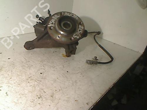 Used Right front steering knuckle CITROËN XSARA (N1) 1.6 16V (109 hp) 26075633