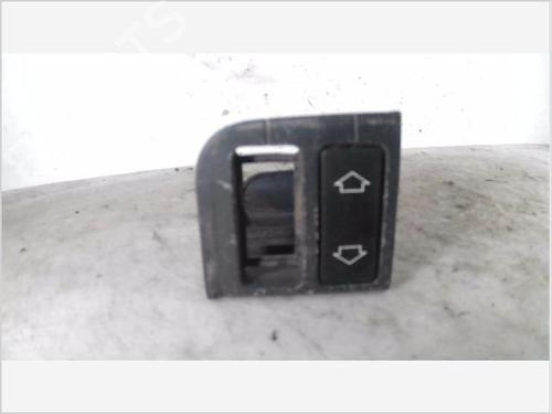 Used Switch PEUGEOT 205 II (20A/C) 1.8 Diesel (60 hp) 30960757