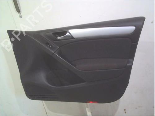 Forreste højre beklædning VW GOLF VI (5K1) 2.0 TDI (110 hp) 30113472