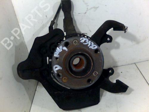 Used Right front steering knuckle VW POLO III (6N1) 60 1.4 (60 hp) 26075197