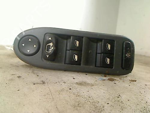 Used Switch CITROËN C5 I (DC_) 2.2 HDi (DC4HXB, DC4HXE) (133 hp) 26066032