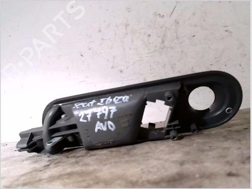Front right interior door handle SEAT IBIZA III (6L1) 1.4 TDI | BP26105226I14 