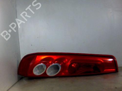Used Third brake light FORD FIESTA V (JH_, JD_) 1.4 TDCi (68 hp) 26073515
