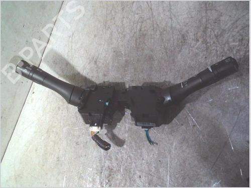 Commodo Essuie Glace / Phare RENAULT KOLEOS I (HY_) 2.0 dCi 4x4 (HY0K) (150 hp) 31861144