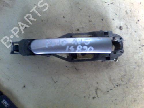 Used Front right exterior door handle VW POLO (9N_, 9A_) 1.4 TDI (80 hp) 26090235