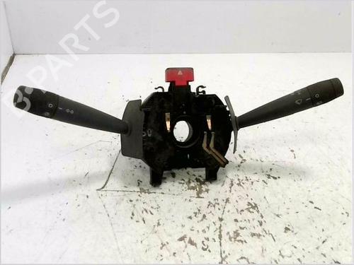 Used Steering column stalk FIAT PUNTO (176_) 60 1.2 (176AP, 176AR, 176AQ, 176BB) (60 hp) 28568358