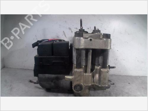 Used ABS pump AUDI 100 C4 Saloon (4A2) 2.5 TDI (115 hp) 33011516