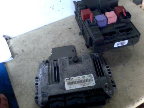 engine-control-unit-ecu-renault-laguna-ii-bg01_-2001-2002-2003-2004-2005-2006-2007-33002878 main image