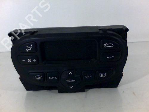 AC-Styringsenhed/Manøvreenhed PEUGEOT 206 Hatchback (2A/C) 1.4 i (75 hp) 26062393