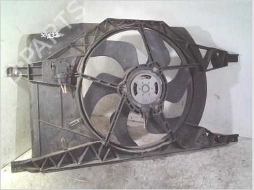 Used Radiator fan RENAULT LAGUNA II (BG0/1_) 1.8 16V (BG0B, BG0C, BG0J, BG0M, BG0V) (121 hp) 30122474