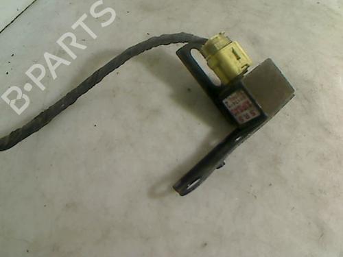 Used Left seat airbag TOYOTA YARIS (_P1_) 1.4 D-4D (NLP10_, NLP10R) (75 hp) 29890418